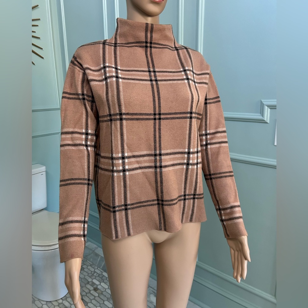 Tahari Sweater
